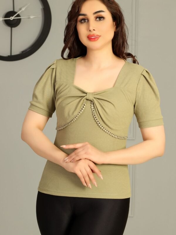 تیشرت یقه خشتی جلو پاپیون